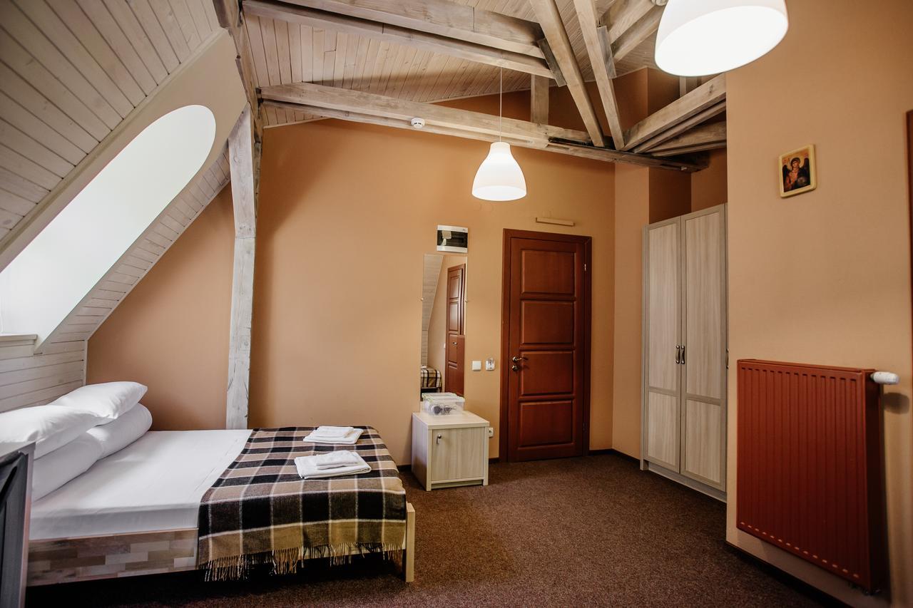Guest House "Arkhistratyg" 利沃夫 外观 照片